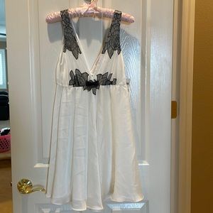 Oscar Dela Renta, pink label lingerie Sheer dress brand new size medium.